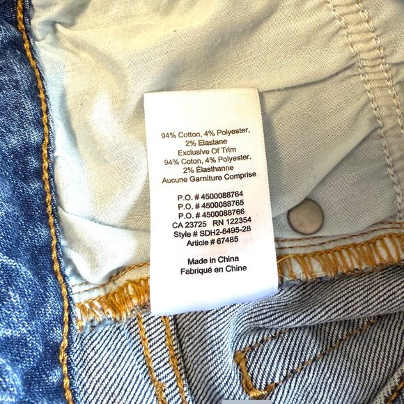 Aritzia Sunday Best Cut Off Jean Shorts - Picture 6 of 6